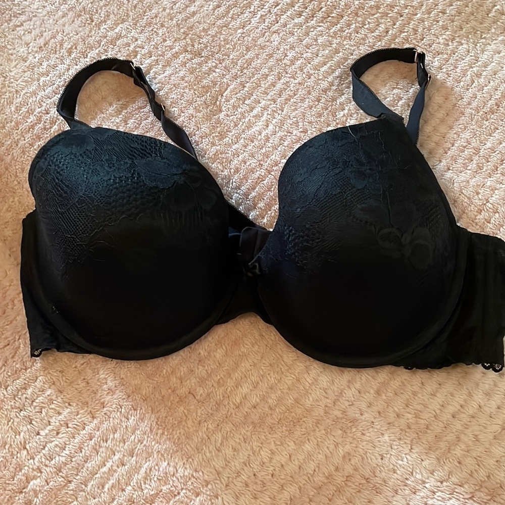 Savage Fenty 40DD Black Lace Bra